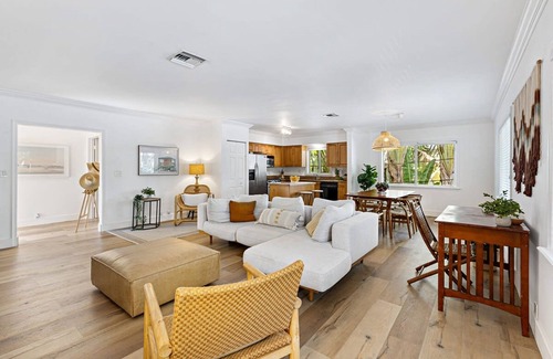 Hendricks and Venice Isles Apartamento | Spacious Beach Apt in Las Olas Blvd