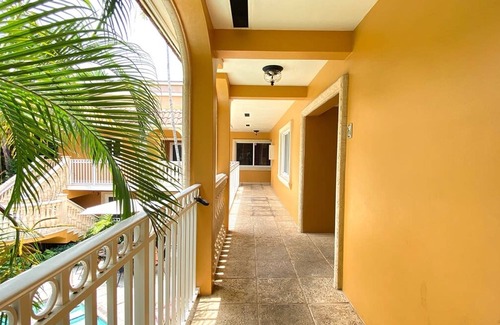 Hendricks and Venice Isles Apartamento | Spacious Beach Apt in Las Olas Blvd