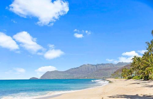 Maili Casa | Spacious Beachfront in Oahu