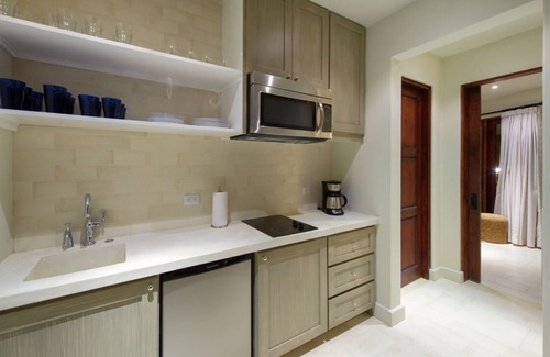 Las Catalinas Villa | Casa Mar y Sol 7 BR Beach Town Home