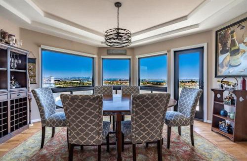 Roseville - Fleet Ridge Casa | Spacious Beautiful Home with Stunning Bay Views