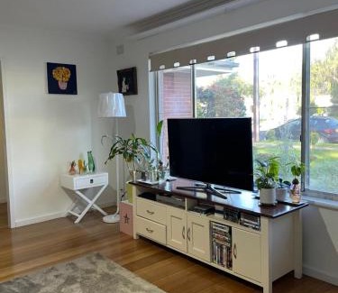 Campbelltown Casa | Spacious Beautiful Room