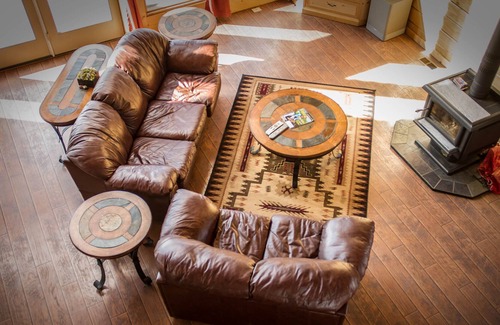 Fort Smith Cabina | Spacious Bluff Cabin #1 Overlooking Bighorn River