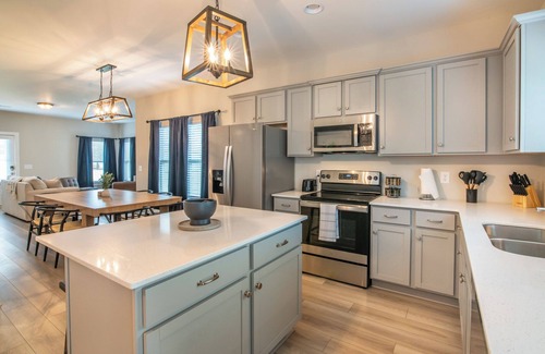 Cullman Casa | Spacious Brand New 5 Bedroom Home in Cullman