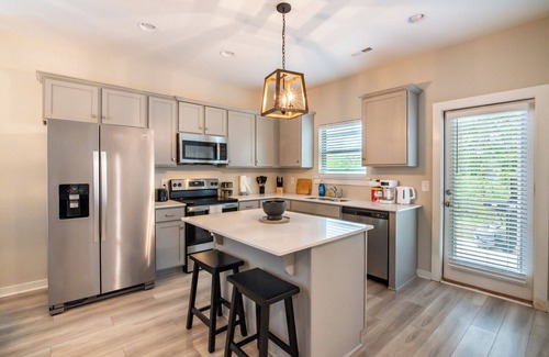 Cullman Casa | Spacious Brand New 5 Bedroom Home in Cullman