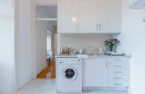 Alfama Apartamento | Spacious, Bright and Sunny Apartment, By TimeCooler