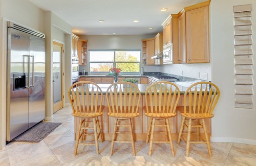 Brighton Casa | Spacious Brighton Home w/ Game Room + Fire Table!