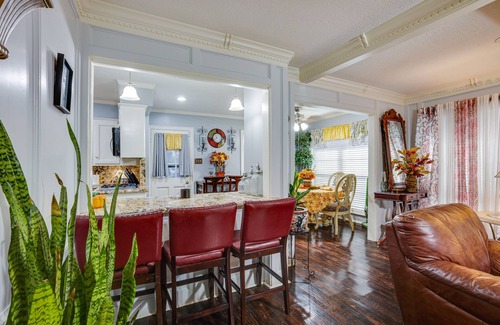 Briarcrest Estates Cabaña | Spacious Bryan Vacation Rental w/ Pool & Patio!