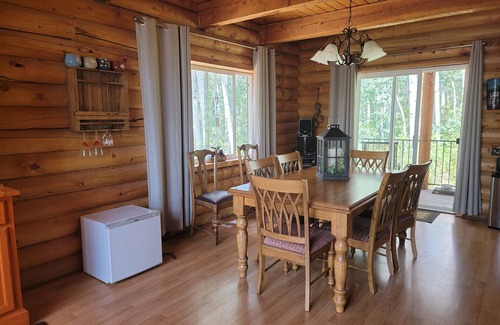 Tollgate Canyon Cabina | Spacious Cabin just minutes outside of Park City