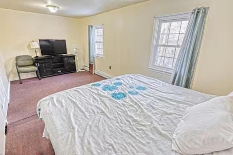 Waynesboro Casa | Spacious Cabin - Mountain Lodge on 35 Acres