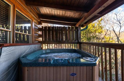 Sevierville Casa | Spacious Cabin Stay for 9 with Hot Tub Close to Town