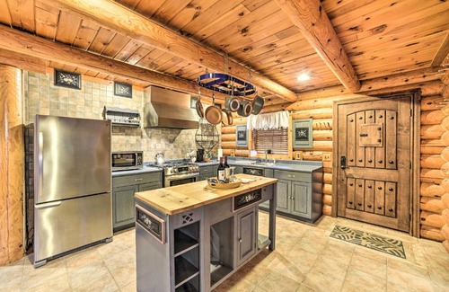 Middle Grove Casa | Spacious Cabin with Decks Near Saratoga Springs