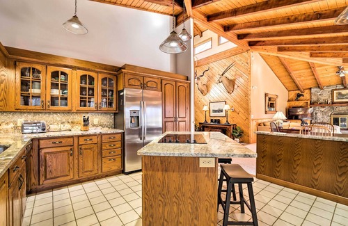Canton Casa | Spacious Canton Getaway w/ Mountain Views!