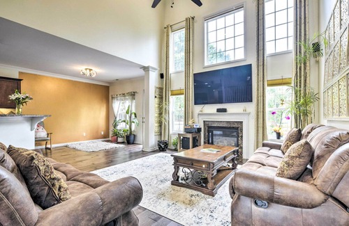 Morrisville Casa | Spacious Cary Retreat w/ Patio & Pool Access!