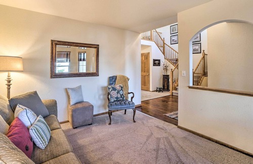 Centennial Casa | Spacious Centennial Haven ~ 18 Mi to Dtwn Denver!