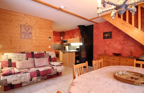 Mont-Dore Chalet De Esquí | Chalet amplio con terraza y estufa de leña cerca del centro