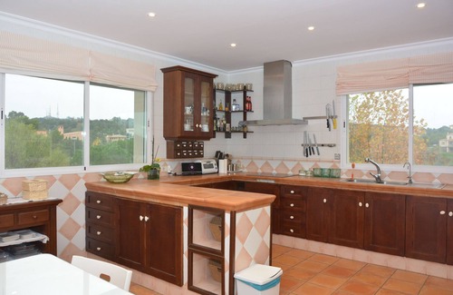 Provincia de Toledo Villa | CHALET AMPLIO CON PISCINA, CÓMODO Y CONFORTABLE A SOLO 2 KM. DE TOLEDO