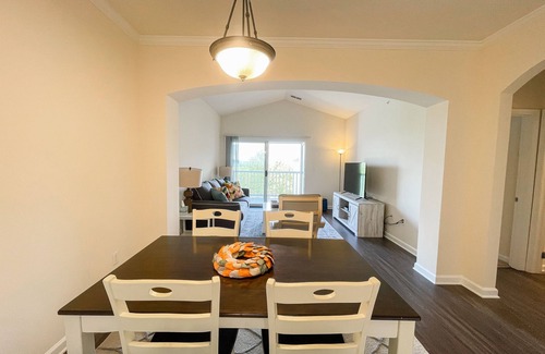 Frederick Apartamento | Spacious, clean, beautiful mtn views, close 2 Hood