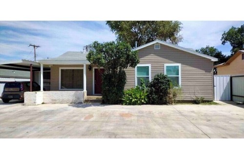 Lubbock Casa | Spacious, Clean, Fresh 4BR/3BA Unit A - 6 beds