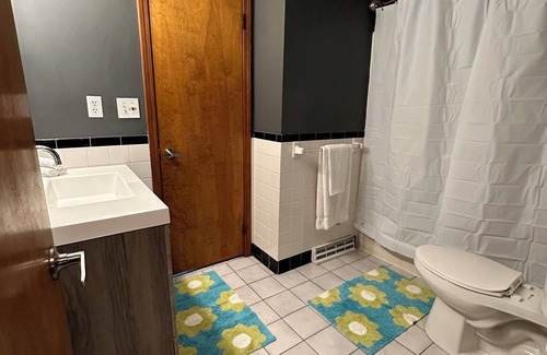 Clifton Park Casa | Spacious Clifton Park Townhome in Prime Location