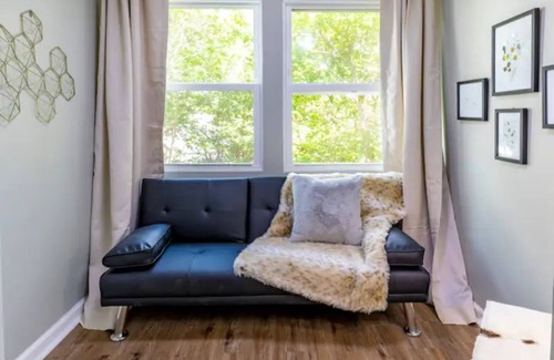 Highlands Casa | Spacious & close to downtown