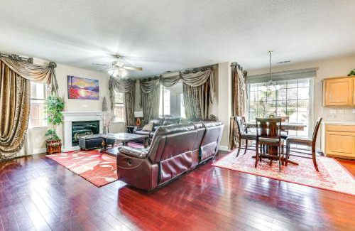 Clovis Casa | Spacious Clovis Vacation Rental with Outdoor Oasis!