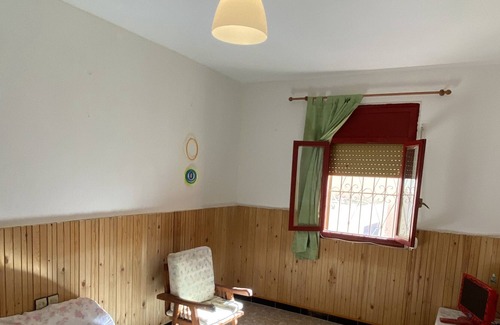 Bni Chiker Apartamento | Spacious Coastal Retreat: Beach, Forest Sunset Views, Perfect for Family& Friend