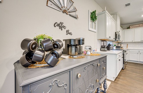 Upatoi Casa | Spacious Columbus Getaway w/ Patio - Pets Welcome!