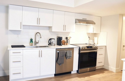 North Vancouver Casa | Spacious Comfortable Suite
