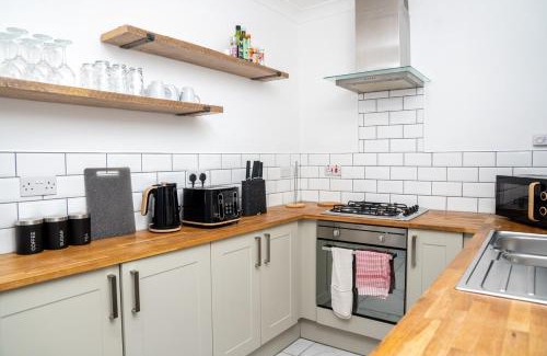 Landore Casa | Spacious & Comfortable 2-bedroom home