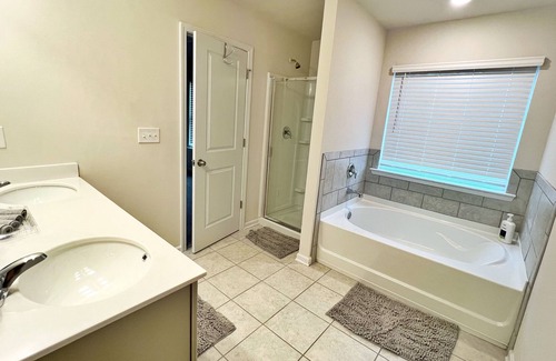 Lithonia Casa | Spacious Comfy Cozy Home With 3 Bedrooms & 2.5 Baths