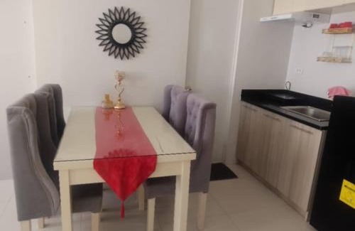 Bantud Hacienda Apartamento | spacious condo unit 1P olvera residences