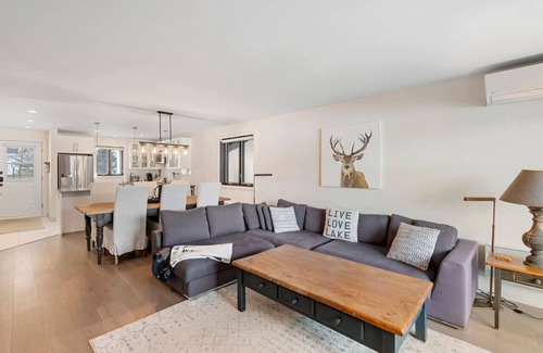 Mont-Tremblant Condominio | Spacious Condo with Lake and Mountain View