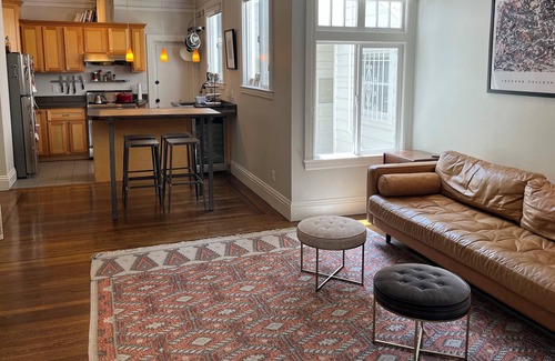 Cow Hollow Condominio | Spacious Condo with Large Backyard