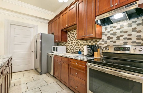 Faubourg Lafayette Condominio | Spacious Condos in Downtown NOLA