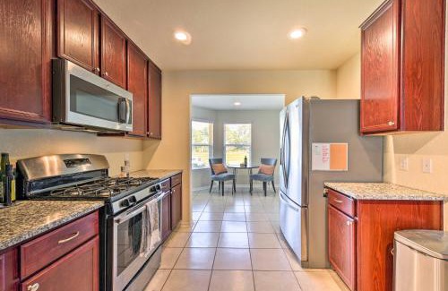 College Park Casa | Spacious Conroe Home - 6 Mi to The Woodlands!