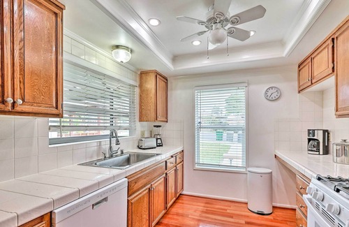 Corona Casa | Spacious Corona Getaway ~ 3 Mi to Downtown!