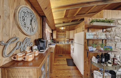 Ingram Cabina | Spacious Cottage on a stunning Riverfront