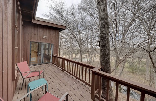 Ingram Cabina | Spacious Cottage on a stunning Riverfront