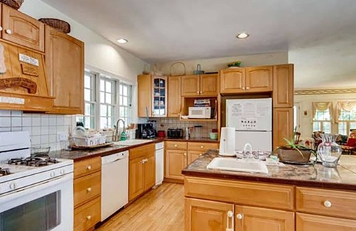 West Tisbury Casa | Spacious Country Home centrally located on the island of Martha's Vineyard.