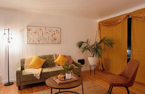 Outer Mission Casa | Spacious & Cozy Apartment in enjoyable Daly City with AC, WiFi