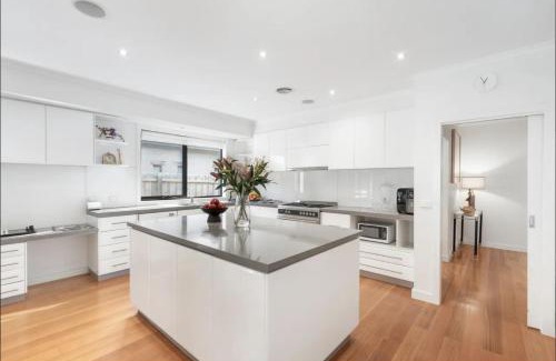 Ormond Villa | Spacious, Cozy & Entertaining 4BR House
