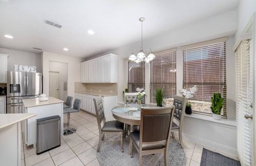 Valley Ranch Casa | Spacious Cozy Home in Central DFW–Perfect Location