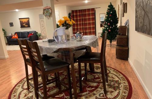 Boyds Casa | Spacious cozy suite
