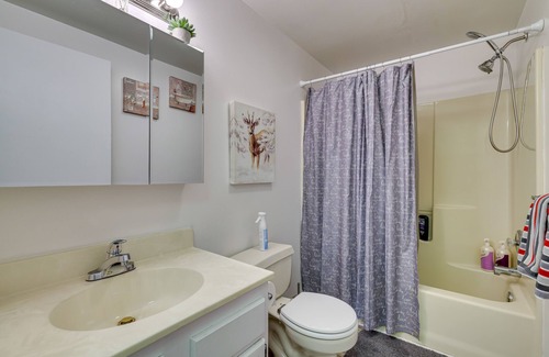 Cresco Casa | Spacious Cresco Home w/ Pool Table & Deck!