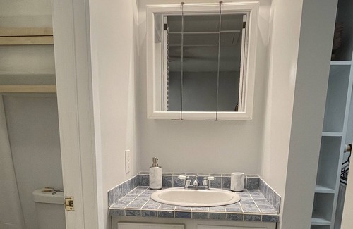 Northeast Condominio | Spacious DC Home w/ FREE Parking in gated community