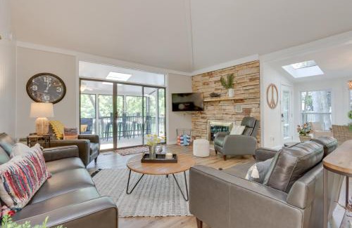 Osage Beach Casa | Spacious Decks and Dock Margaritaville Home!