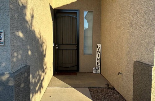 Kingman Casa | Spacious Desert Retreat With Breathtaking Views 2 Bedroom Home by RedAwning