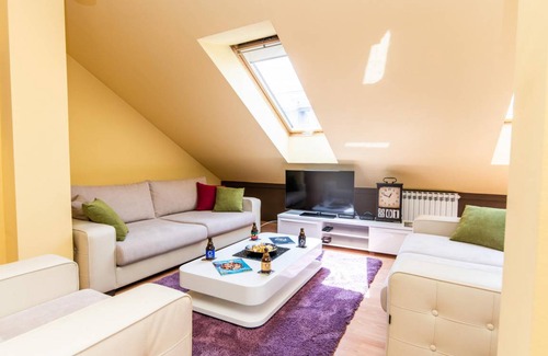Sarajevo Apartamento | Spacious design loft in beautiful neighborhood