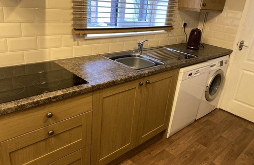 Grantham Cabaña | Spacious Detached Bungalow With Ample Parking